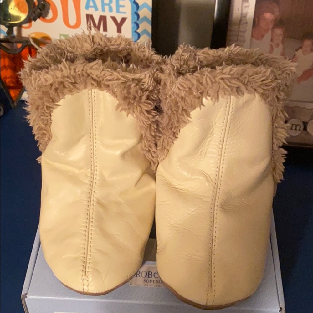 Robeez Classic Bootie